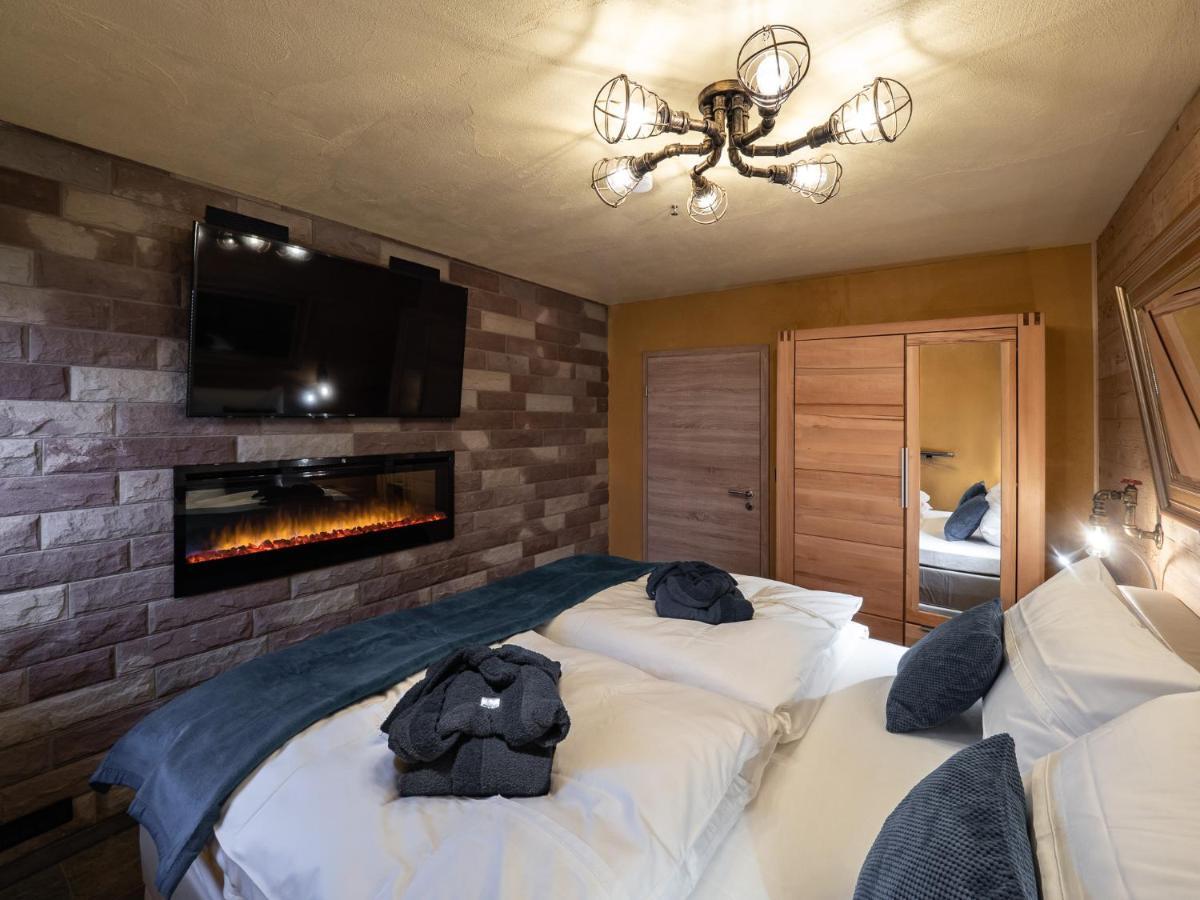 Ferienwohnung Altschloss Eppenbrunn Buitenkant foto